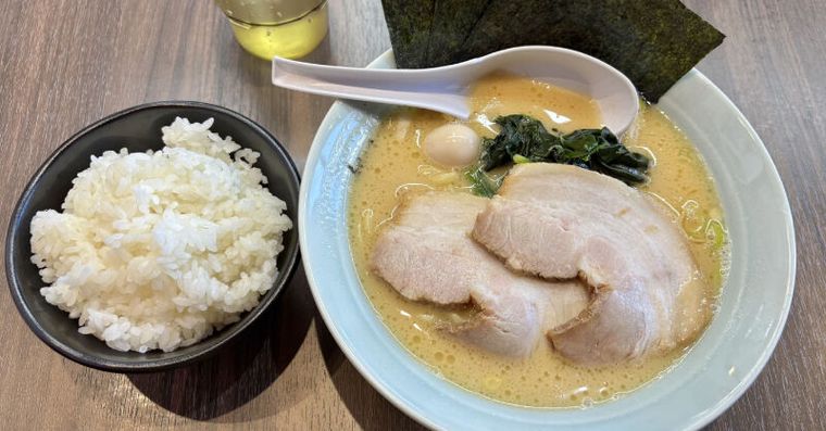 白飯、拉麵不用戒！日抗老權威曝「黃金公式」血糖波動少30％